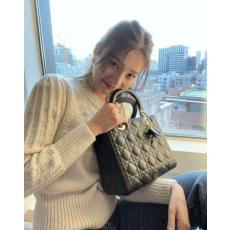 12위 [레드벨벳 조이] (유명유튜버 추천 상품 영상) DIOR 디올 레이디백 (17CM/20CM/24CM) 7COLOR (이니셜선택가능)