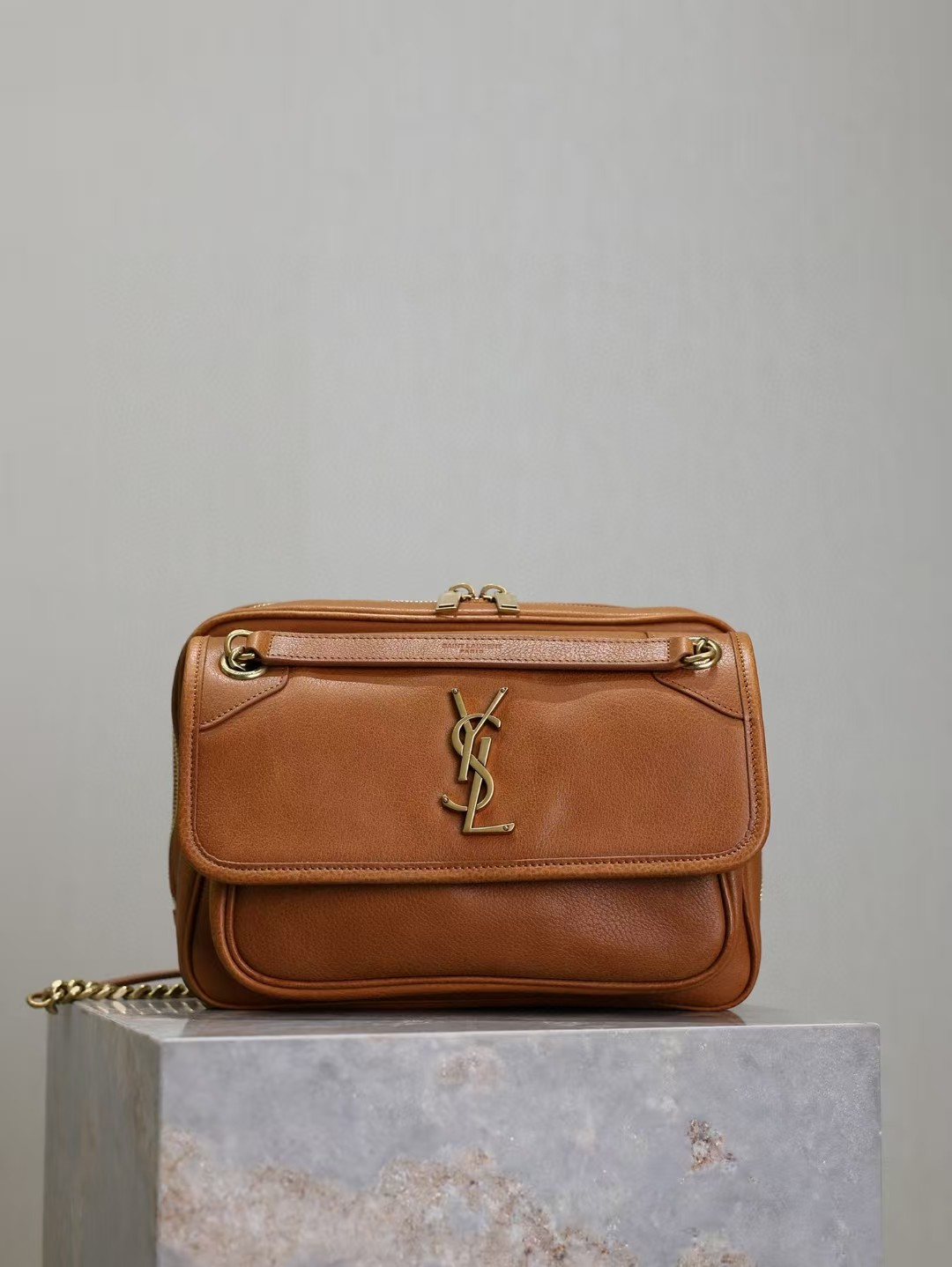 SAINT LAURENT 입생로랑 니키 체인백 498894