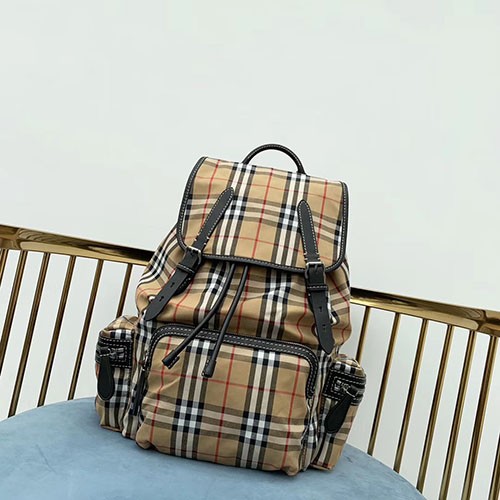 BURBERRY 버버리 신상 빈티지 체크 백팩 라지 B10523-1