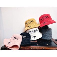 PRADA 프라다 니트 벙거지