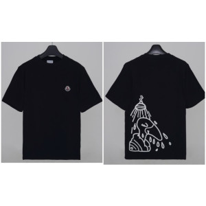 ●6월 판매 4위●  MONCLER 몽클레어 고무패치 자수반팔 2COLOR