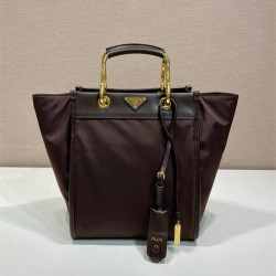 PRADA 프라다 나일론과 미디움 토트백 1BG578