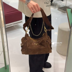 PRADA 프라다 익스플로어 라지 숄더백 1BC264