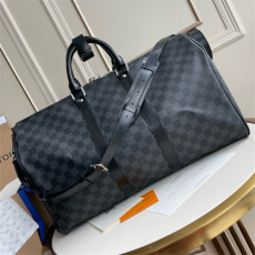 LOUIS VUITTON 루이비통 키폴 반둘리에 3SIZE