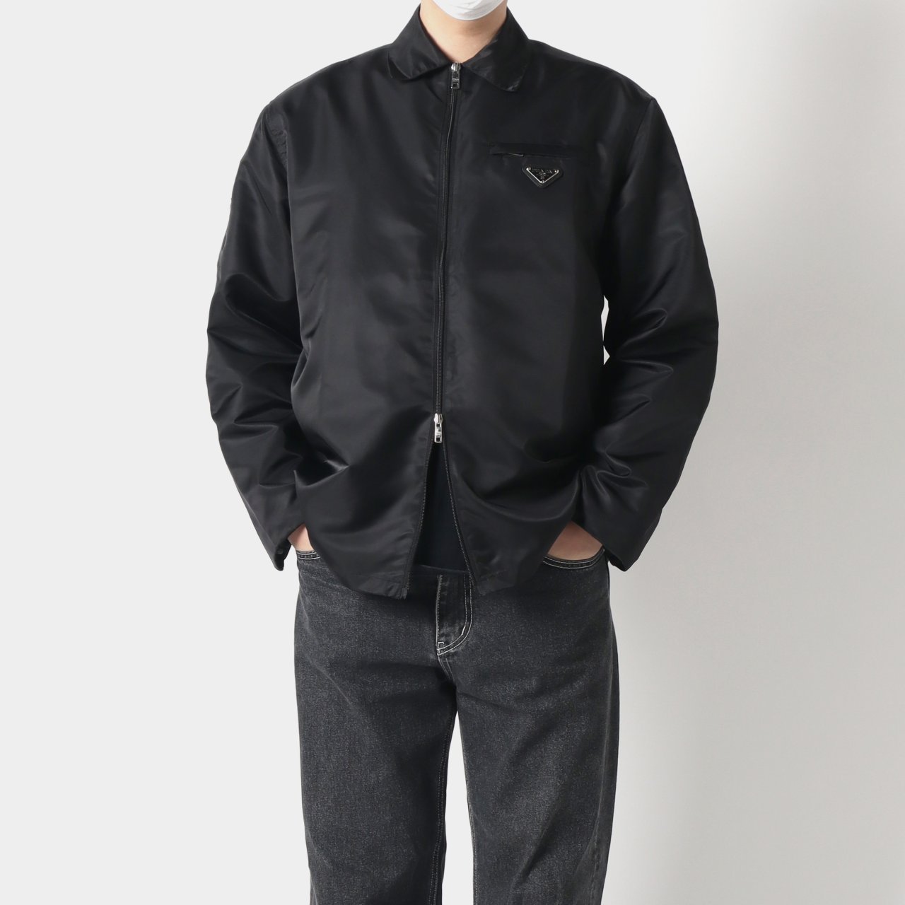 PRADA 프라다 삼각 로고 나일론 자켓