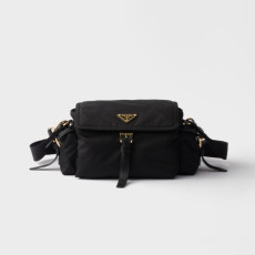 PRADA 프라다 익스플로어 미디움 레닐론 숄더백 1BD394