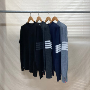 ●9월 판매 2위● THOM BROWNE 톰브라운 사선완장 니트