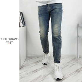 THOM BROWNE 톰브라운 블루라벨 백 로고 스판 워싱 데님 진