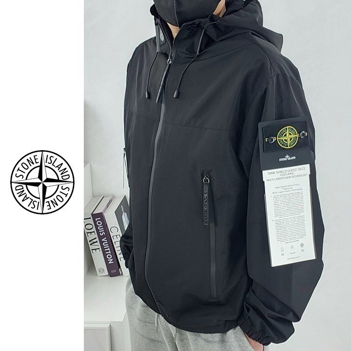 ●9월 판매 10위● STONE ISLAND 스톤아일랜드 후드 윈드 브레이커