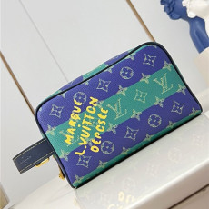 LOUIS VUITTON 루이비통 락커 돕 키트 파우치백 M25902