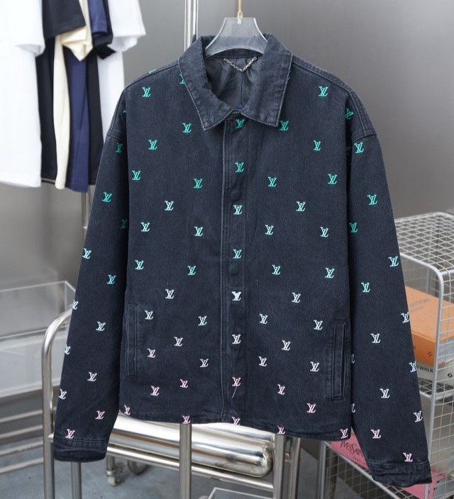 LOUIS VUITTON 루이비통 블라종 그라디언트 엠브로이더드 데님 자켓