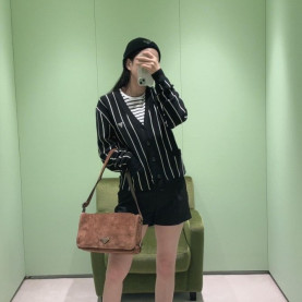 ●9월 판매 20위● PRADA 프라다 스트라이프 가디건