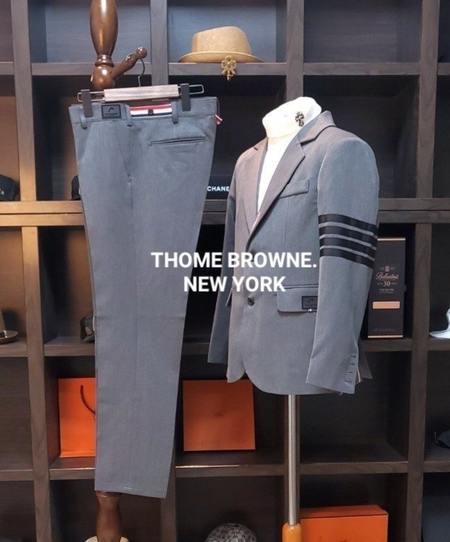 THOM BROWNE 톰브라운 블랙 모던 뉴욕 삼선 슈트 셋트