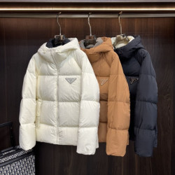 PRADA 프라다 메탈 플레이트 레이어드 다운 패딩