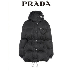 PRADA 프라다 리나일론 구스패딩