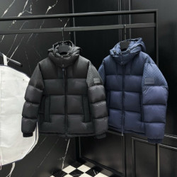 LOUIS VUITTON 루이비통 모노그램 로고 패치 다운 패딩 　