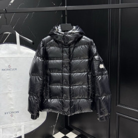 MONCLER 몽클레어 마야 다운 패딩