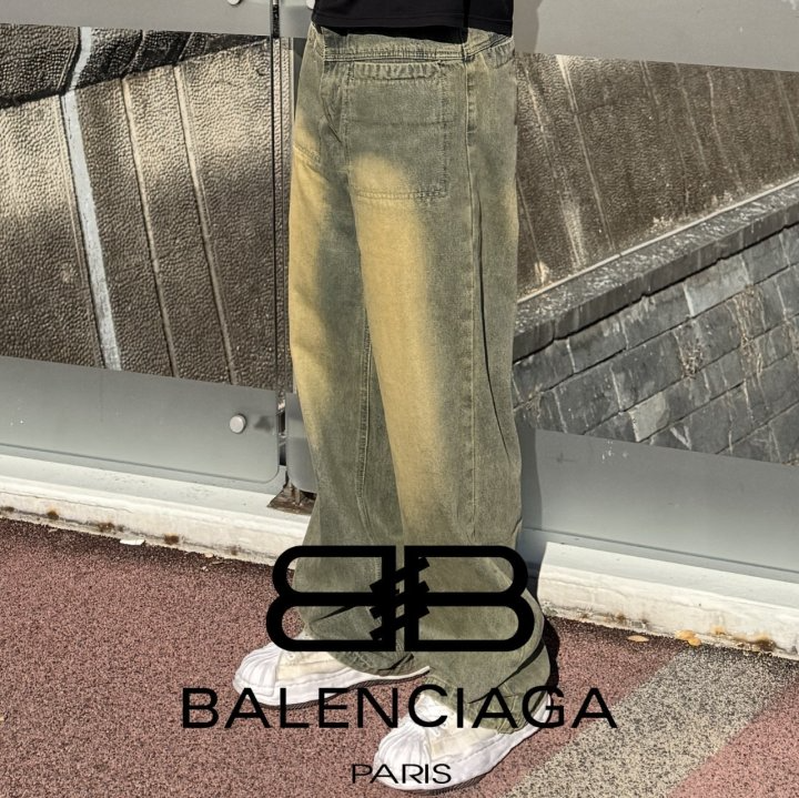BALENCIAGA 발렌시아가 투포켓 청바지
