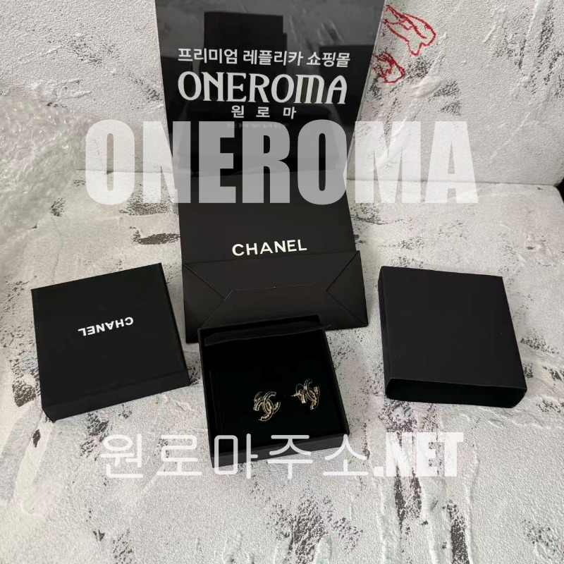 이*인 고객님 샤넬 CC로고 귀걸이