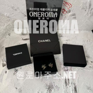 이*인 고객님 샤넬 CC로고 귀걸이