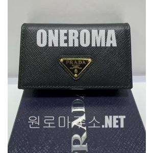 김*현 고객님 프라다 사피아노 트라이앵글 카드지갑