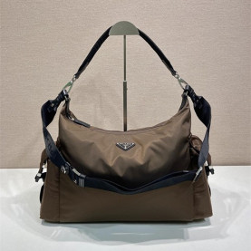 PRADA 프라다 익스플로러 사이드 포켓 메신저백 2VH204