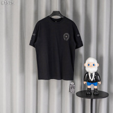 ●6월 판매 11위● CHROME HEARTS 크롬하츠 홀스슈 레더 크로스 티셔츠