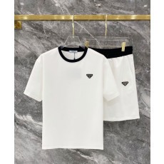 PRADA 프라다 607106 메탈 플레이트 배색 링거 반팔&반바지 세트