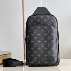 LOUIS VUITTON 루이비통 애비뉴 슬링백 M46327