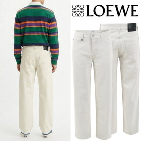 LOEWE 로에베 엠보 스트레이트진