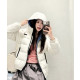MIUMIU 미우미우 화이트 덕다운 패딩자켓