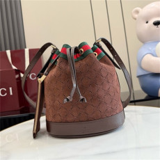 GUCCI 구찌 웹 라지 버킷백 A002GW